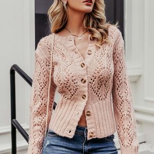 Knit cardigan/ sweater!⭐⭐⭐⭐⭐